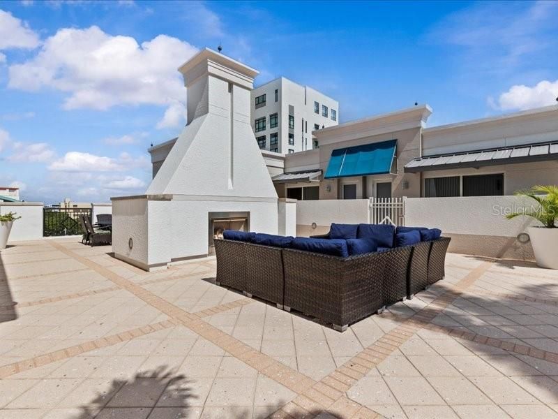 Activo con contrato: $899,000 (2 camas, 2 baños, 1765 Pies cuadrados)