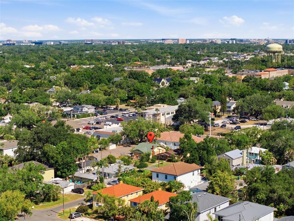 合同活跃: $500,000 (0.11 acres)