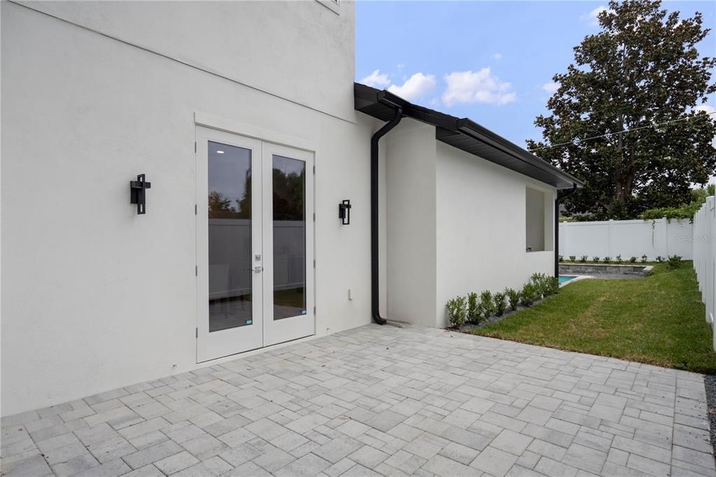 For Sale: $1,665,000 (4 beds, 4 baths, 2916 Square Feet)