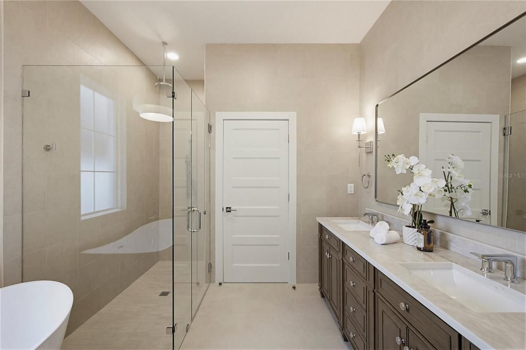 For Sale: $1,665,000 (4 beds, 4 baths, 2916 Square Feet)