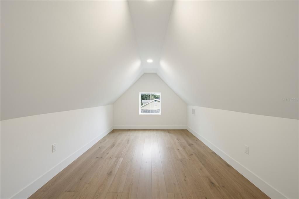 For Sale: $1,665,000 (4 beds, 4 baths, 2916 Square Feet)