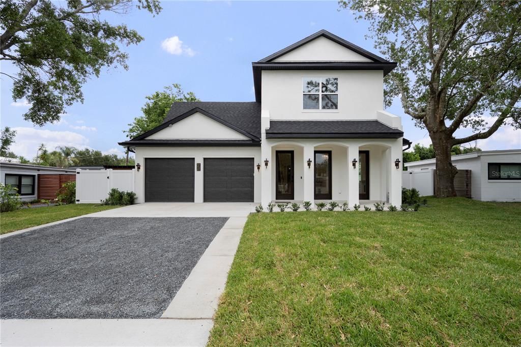 For Sale: $1,665,000 (4 beds, 4 baths, 2916 Square Feet)