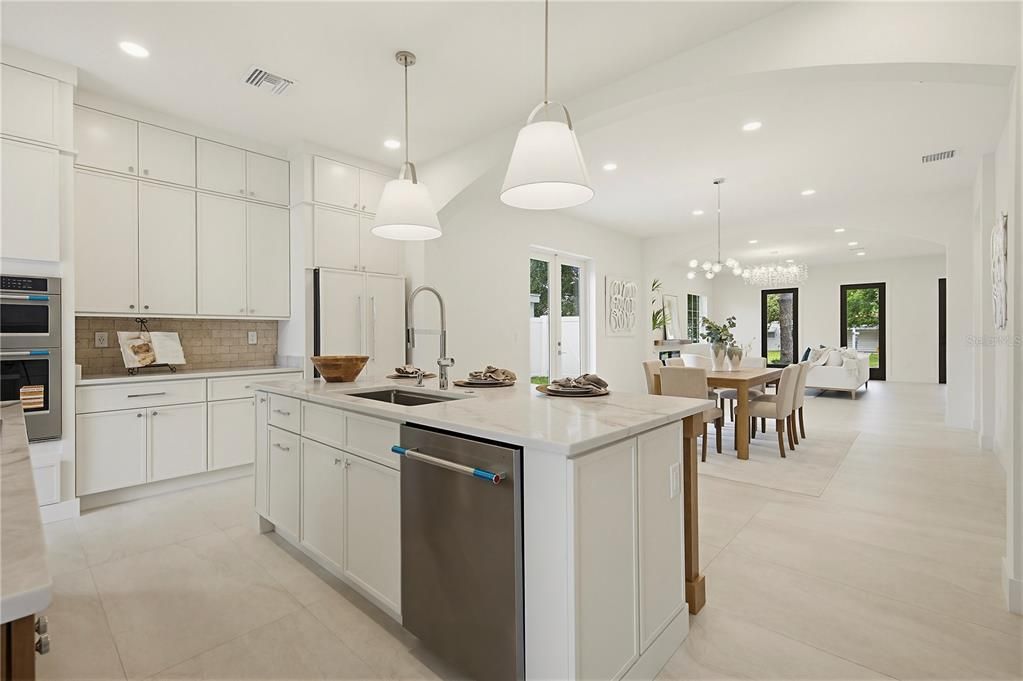 For Sale: $1,665,000 (4 beds, 4 baths, 2916 Square Feet)