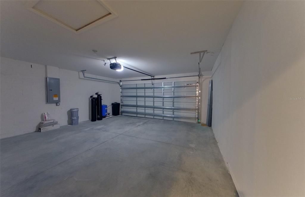 For Rent: $2,275 (4 beds, 2 baths, 1732 Square Feet)