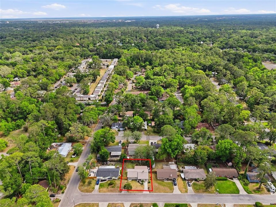 Active With Contract: $315,000 (3 beds, 2 baths, 1926 Square Feet)