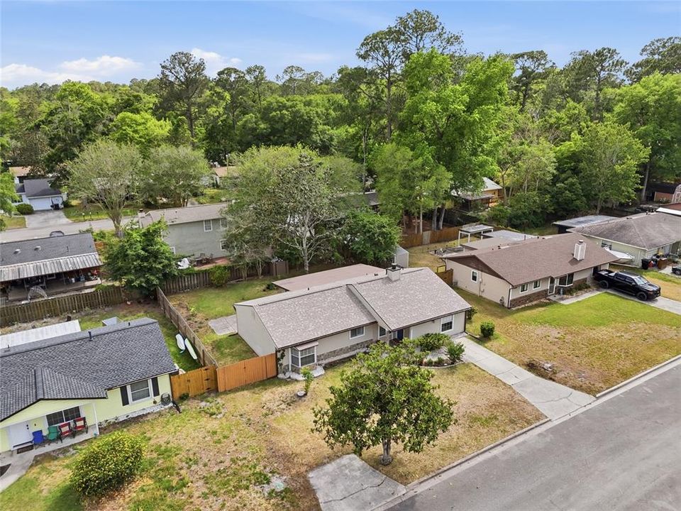 Active With Contract: $315,000 (3 beds, 2 baths, 1926 Square Feet)