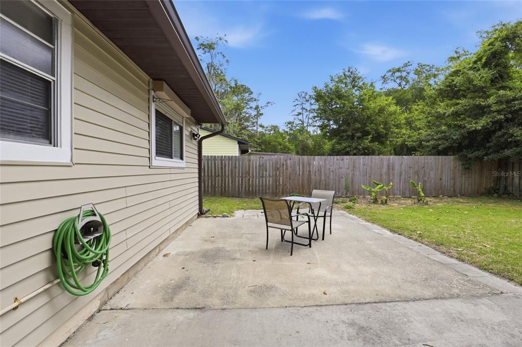Active With Contract: $315,000 (3 beds, 2 baths, 1926 Square Feet)
