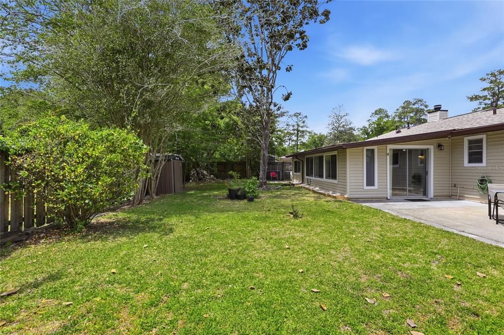 Active With Contract: $315,000 (3 beds, 2 baths, 1926 Square Feet)