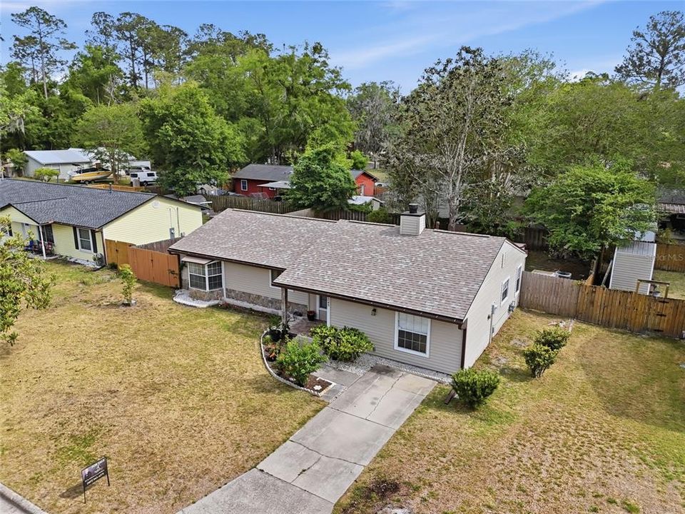Active With Contract: $315,000 (3 beds, 2 baths, 1926 Square Feet)