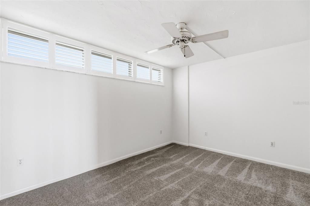 Active With Contract: $799,000 (2 beds, 2 baths, 1555 Square Feet)