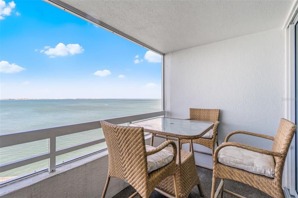 Active With Contract: $799,000 (2 beds, 2 baths, 1555 Square Feet)