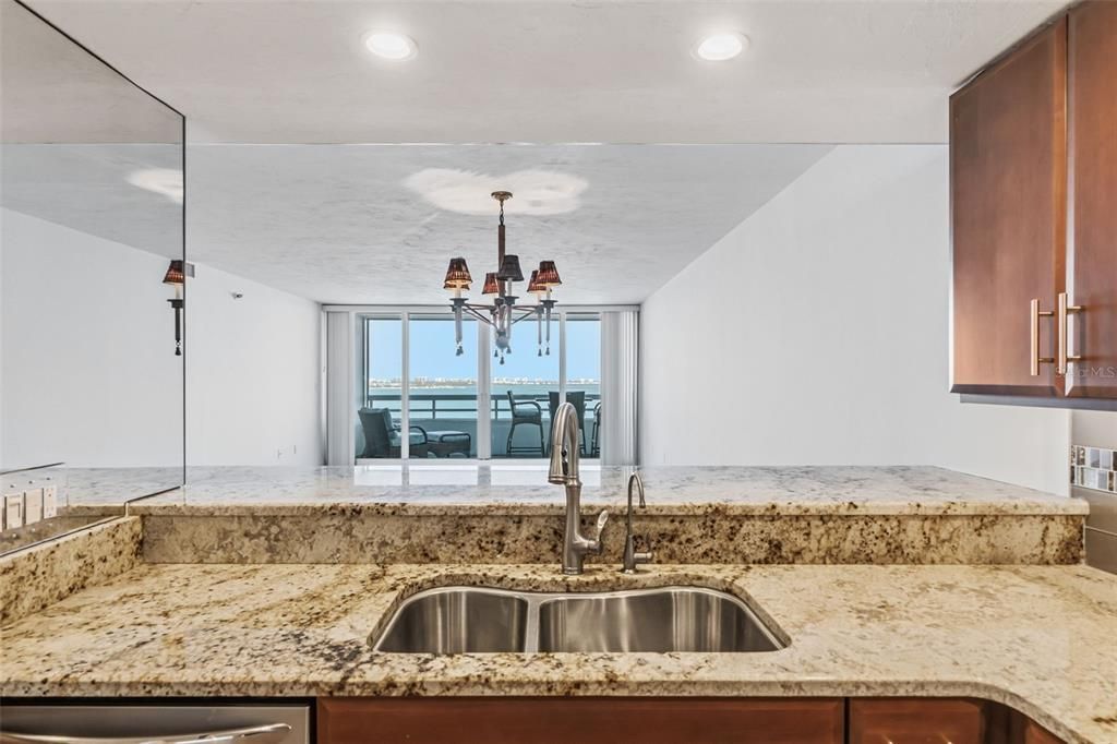 Active With Contract: $799,000 (2 beds, 2 baths, 1555 Square Feet)