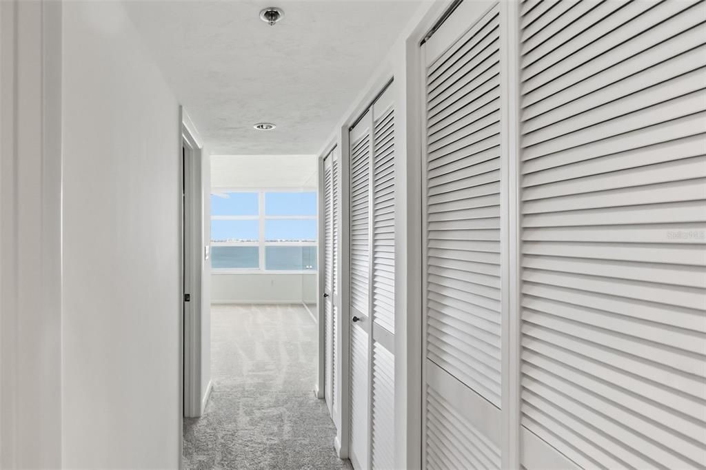 Active With Contract: $799,000 (2 beds, 2 baths, 1555 Square Feet)