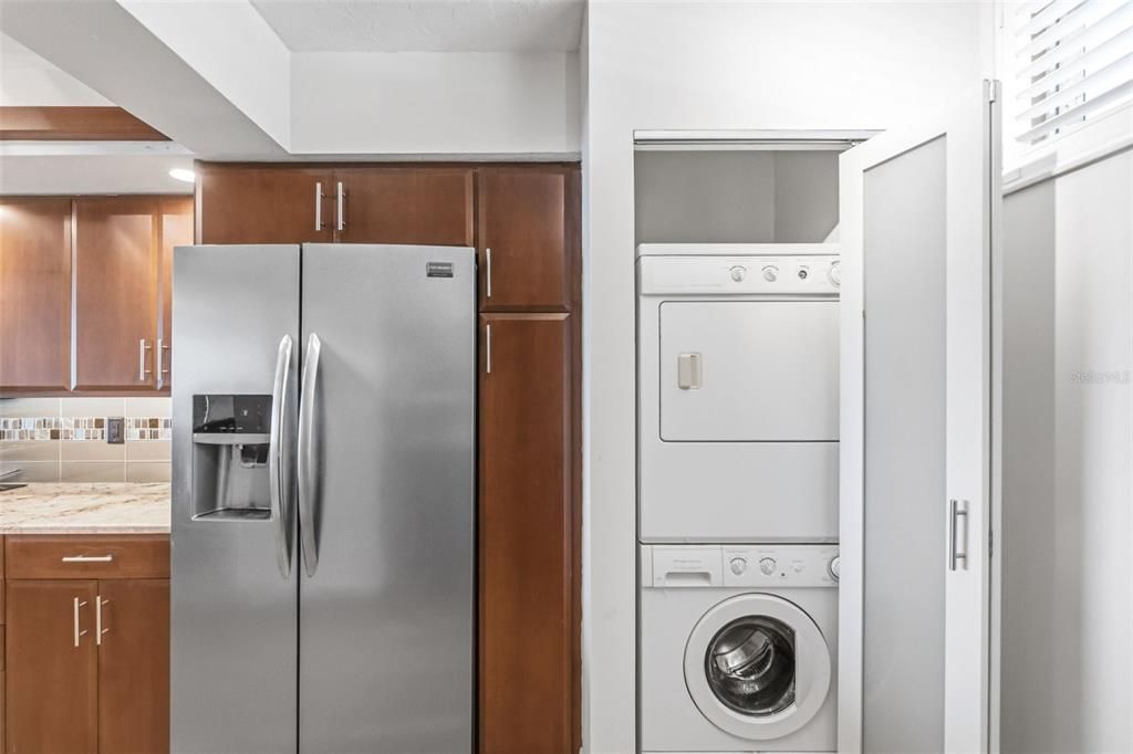 Active With Contract: $799,000 (2 beds, 2 baths, 1555 Square Feet)