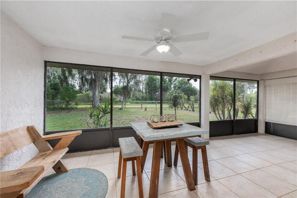 For Sale: $314,900 (3 beds, 2 baths, 1562 Square Feet)