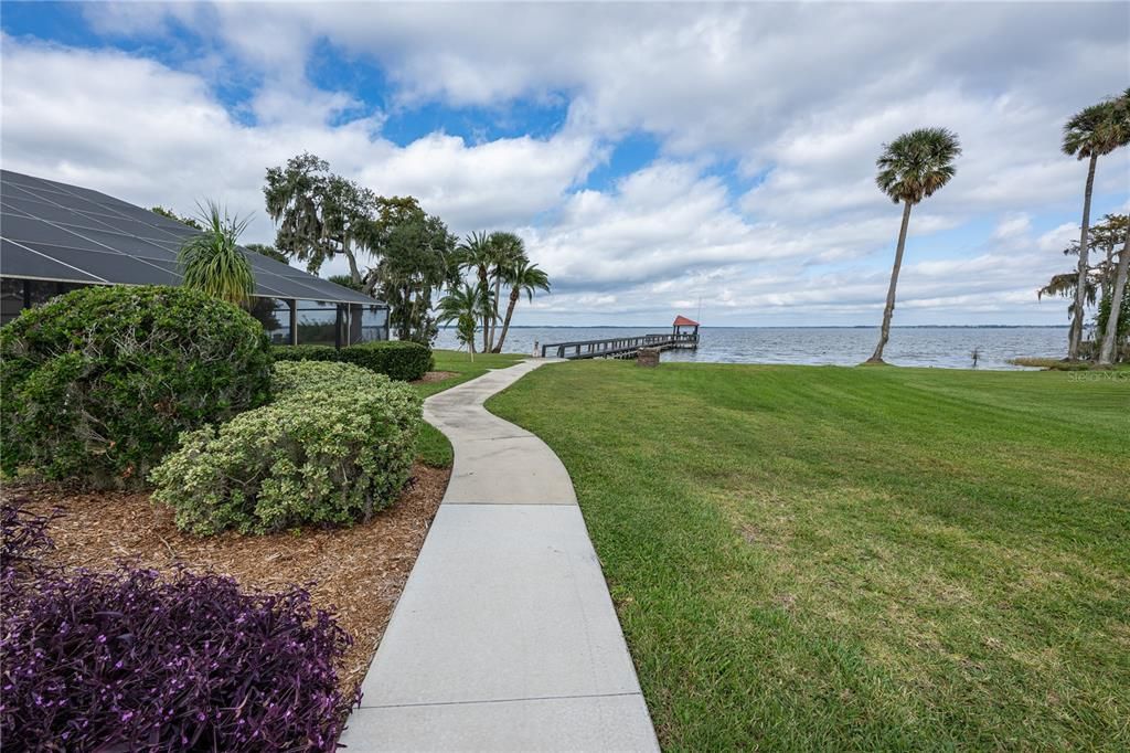 For Sale: $314,900 (3 beds, 2 baths, 1562 Square Feet)