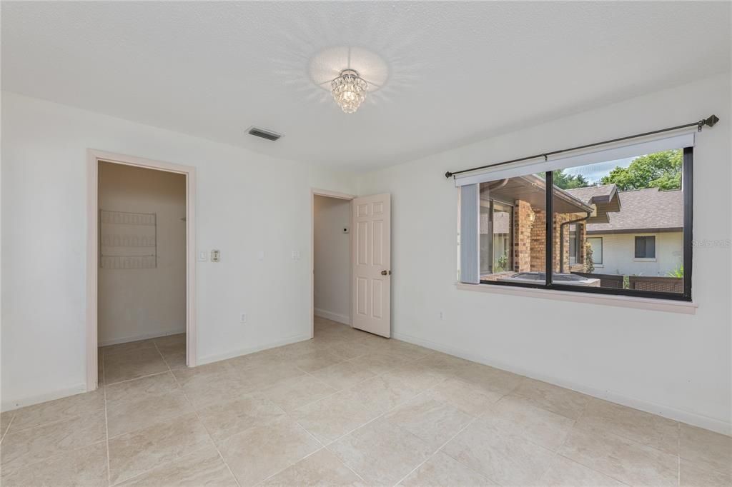 For Sale: $314,900 (3 beds, 2 baths, 1562 Square Feet)