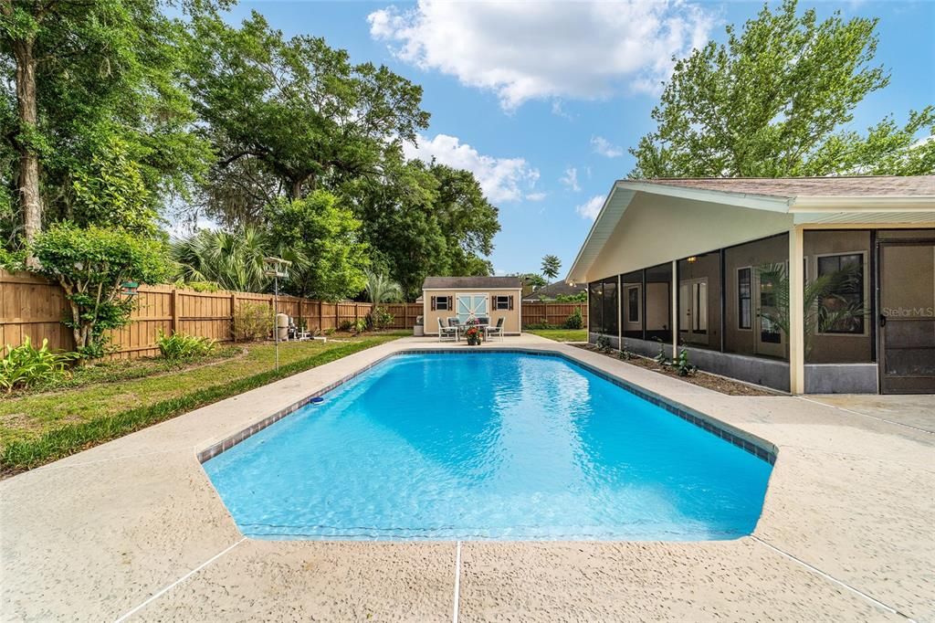 Active With Contract: $350,000 (3 beds, 2 baths, 1909 Square Feet)