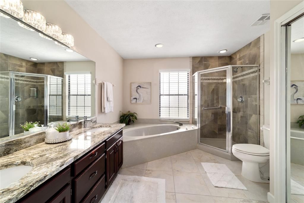 Active With Contract: $350,000 (3 beds, 2 baths, 1909 Square Feet)