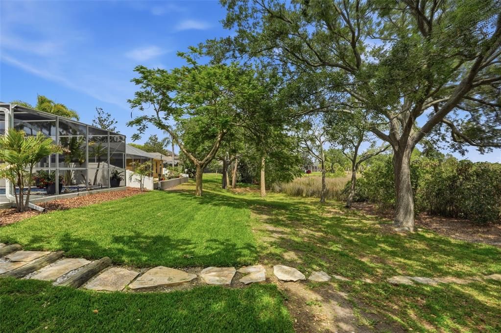 En Venta: $819,900 (3 camas, 2 baños, 2139 Pies cuadrados)