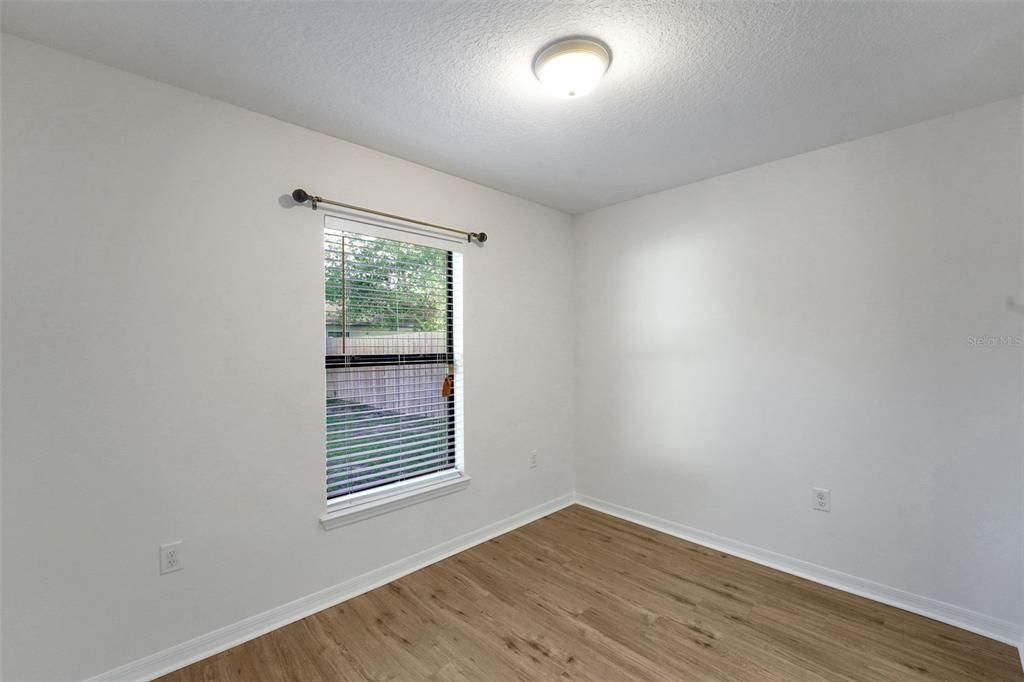 En Venta: $299,999 (3 camas, 2 baños, 1483 Pies cuadrados)