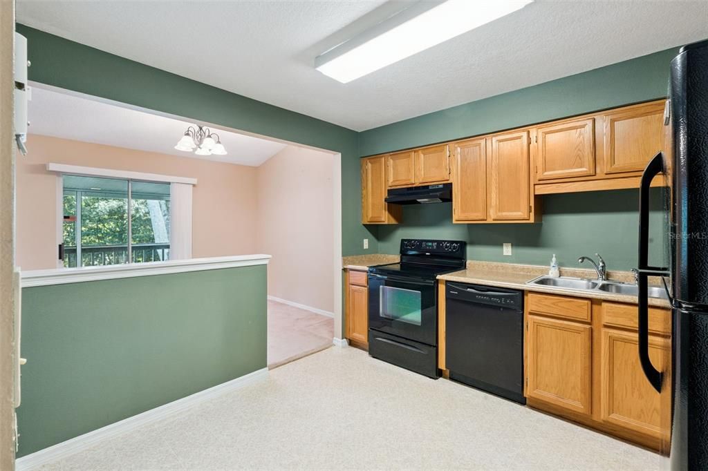 Activo con contrato: $219,900 (2 camas, 2 baños, 1080 Pies cuadrados)