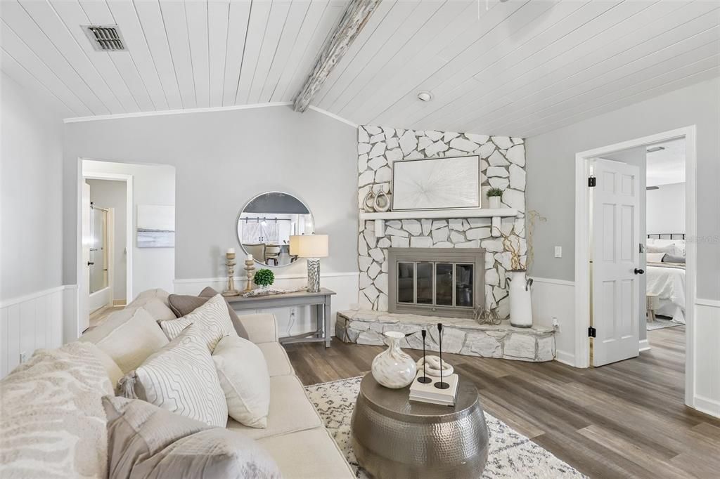 For Sale: $775,000 (3 beds, 3 baths, 1805 Square Feet)