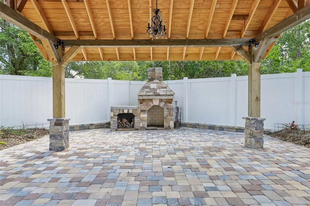 For Sale: $775,000 (3 beds, 3 baths, 1805 Square Feet)
