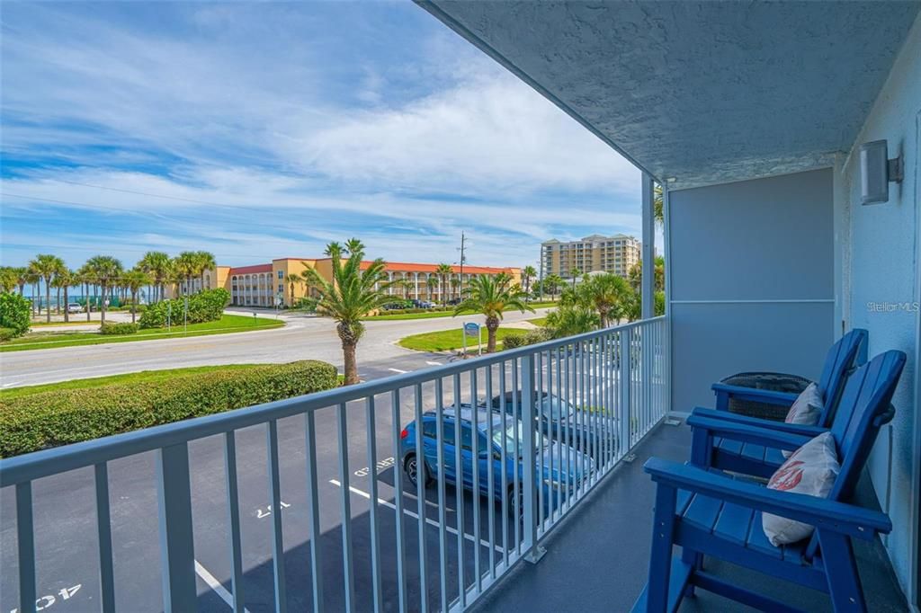 For Sale: $225,000 (1 beds, 1 baths, 448 Square Feet)