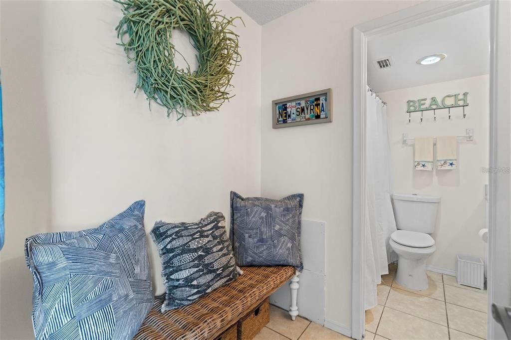 For Sale: $225,000 (1 beds, 1 baths, 448 Square Feet)