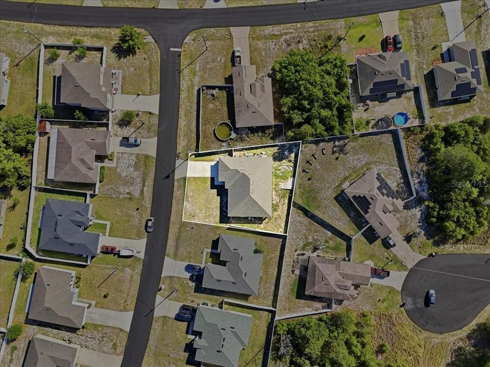 Под контрактом: $249,999 (4 спален, 2 ванн, 1873 Квадратных фут)