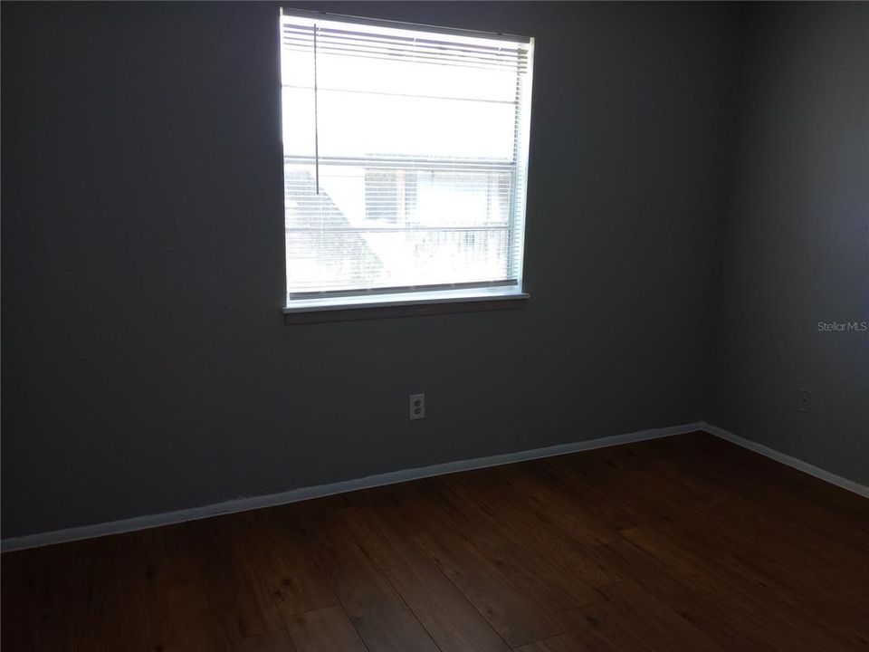 For Rent: $1,050 (2 beds, 1 baths, 820 Square Feet)