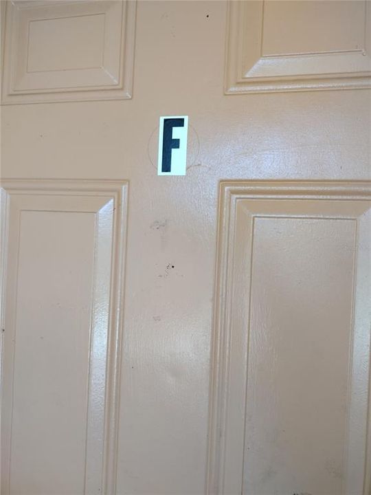 For Rent: $1,050 (2 beds, 1 baths, 820 Square Feet)