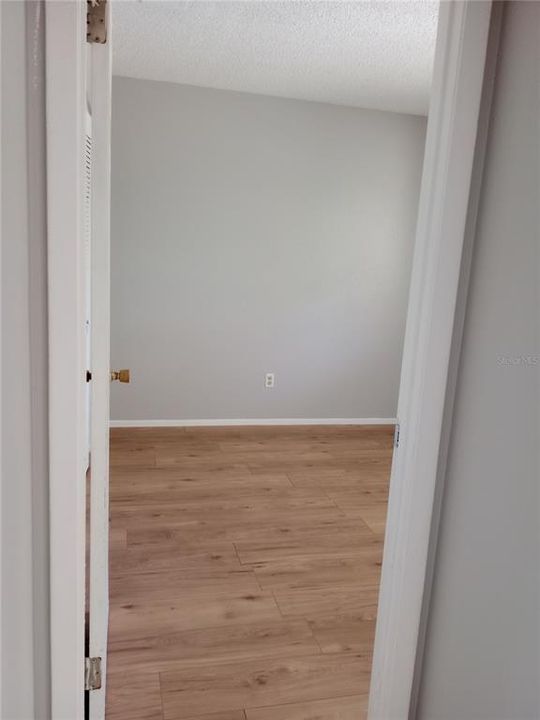 For Rent: $1,050 (2 beds, 1 baths, 820 Square Feet)
