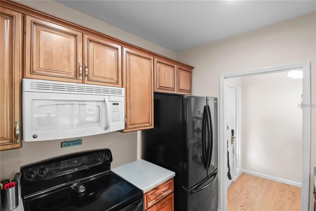 For Sale: $135,000 (2 beds, 2 baths, 1123 Square Feet)