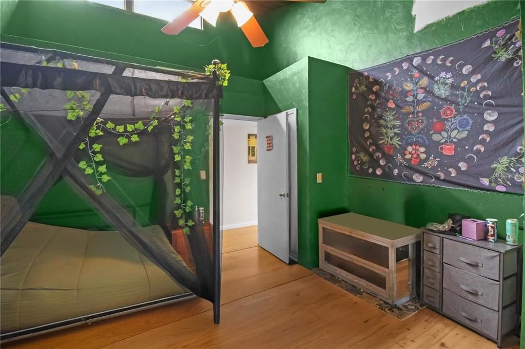 For Sale: $135,000 (2 beds, 2 baths, 1123 Square Feet)