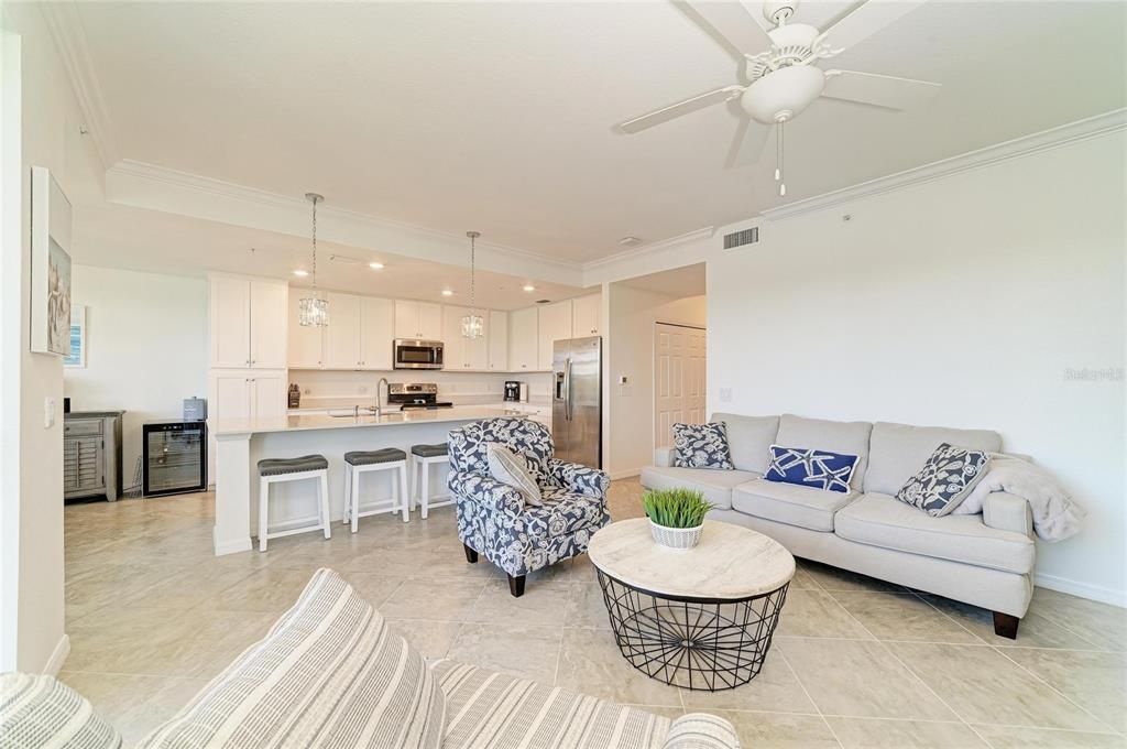 Activo con contrato: $295,000 (2 camas, 2 baños, 1142 Pies cuadrados)