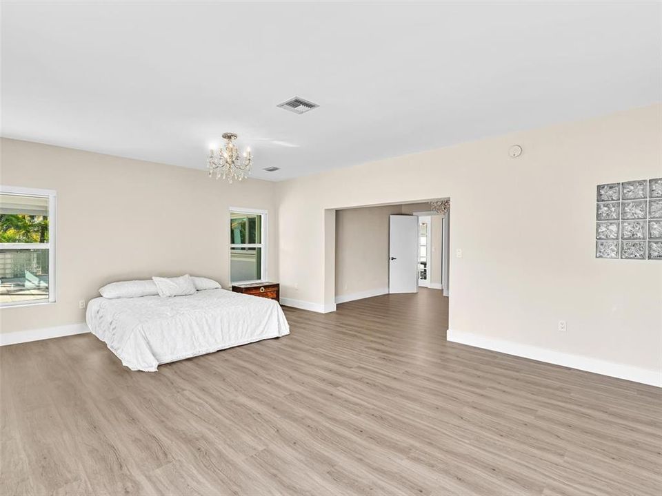 В аренду: $26,000 (5 спален, 5 ванн, 3908 Квадратных фут)