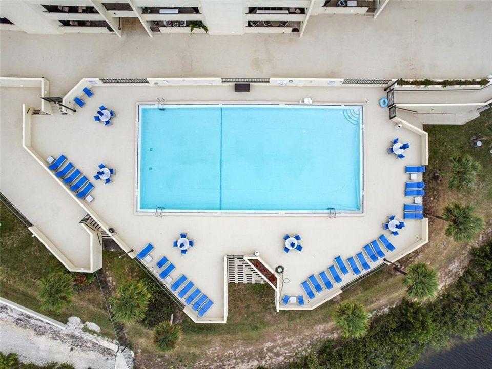 На продажу: $310,000 (2 спален, 2 ванн, 950 Квадратных фут)