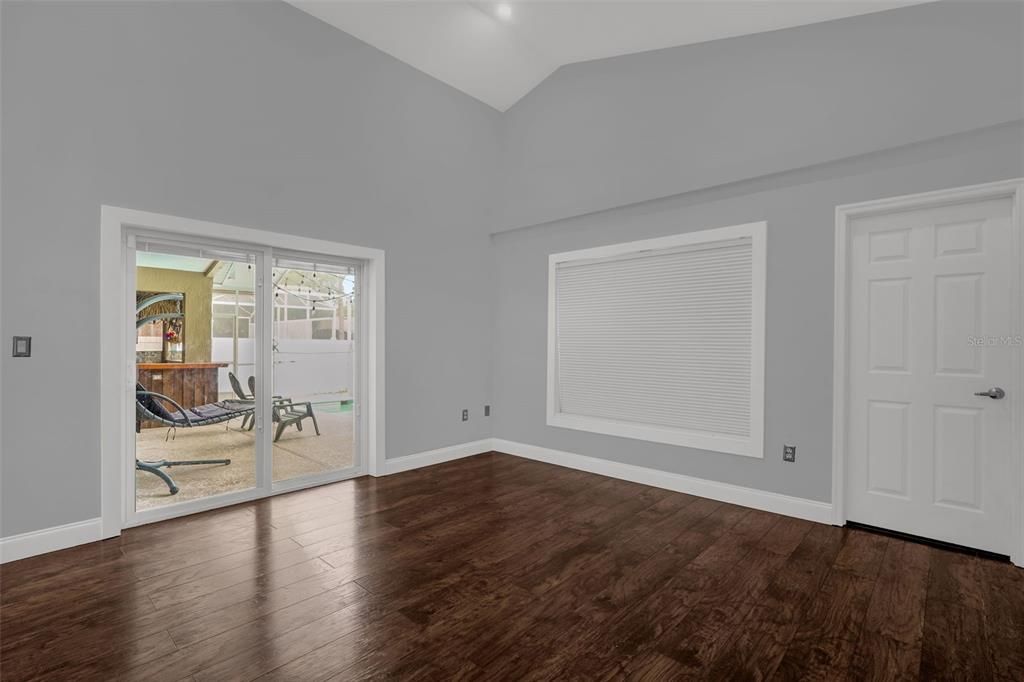 For Sale: $500,000 (4 beds, 2 baths, 1506 Square Feet)