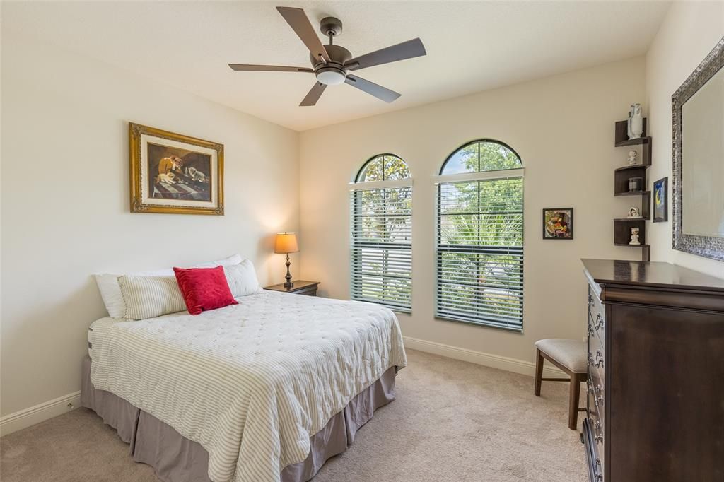 Active With Contract: $385,000 (3 beds, 2 baths, 2100 Square Feet)