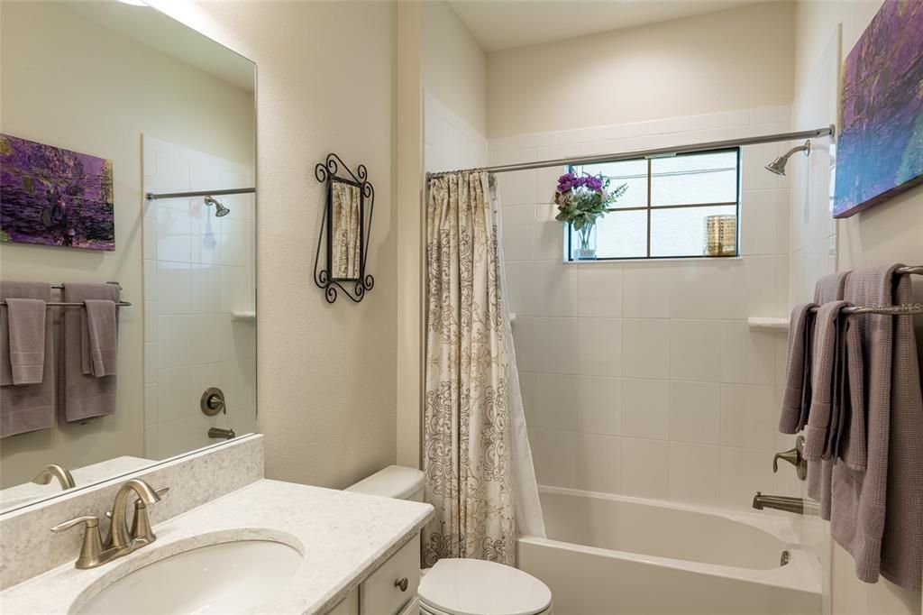 Active With Contract: $385,000 (3 beds, 2 baths, 2100 Square Feet)