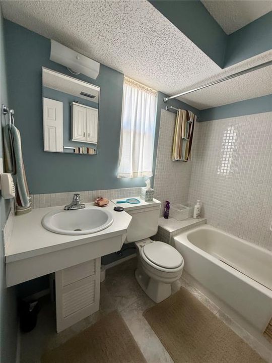 В аренду: $2,300 (3 спален, 2 ванн, 1092 Квадратных фут)