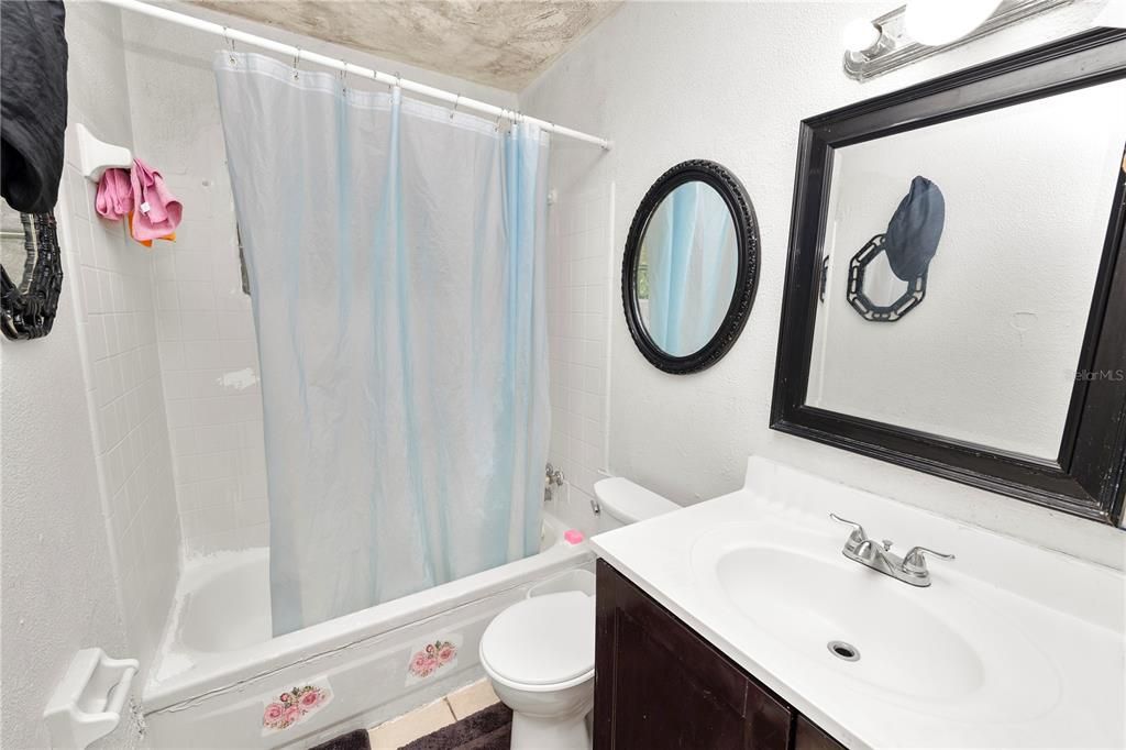 En Venta: $190,000 (3 camas, 1 baños, 912 Pies cuadrados)
