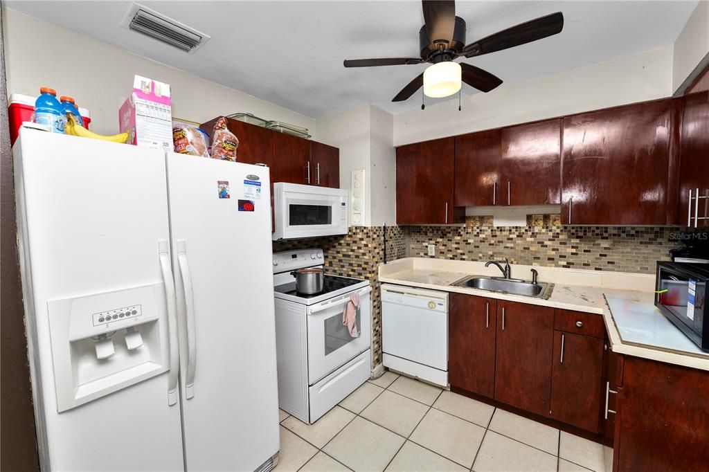 En Venta: $190,000 (3 camas, 1 baños, 912 Pies cuadrados)