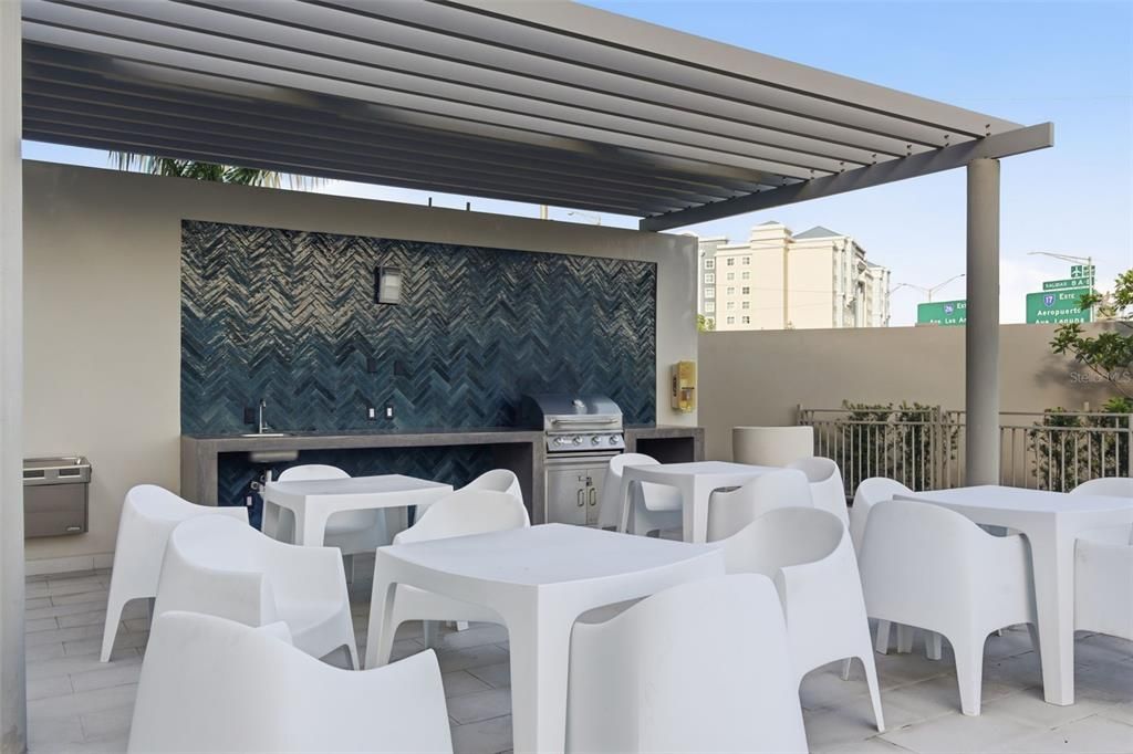 For Sale: $650,000 (3 beds, 2 baths, 1347 Square Feet)
