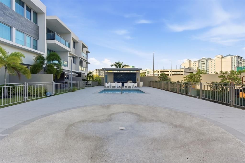 For Sale: $650,000 (3 beds, 2 baths, 1347 Square Feet)