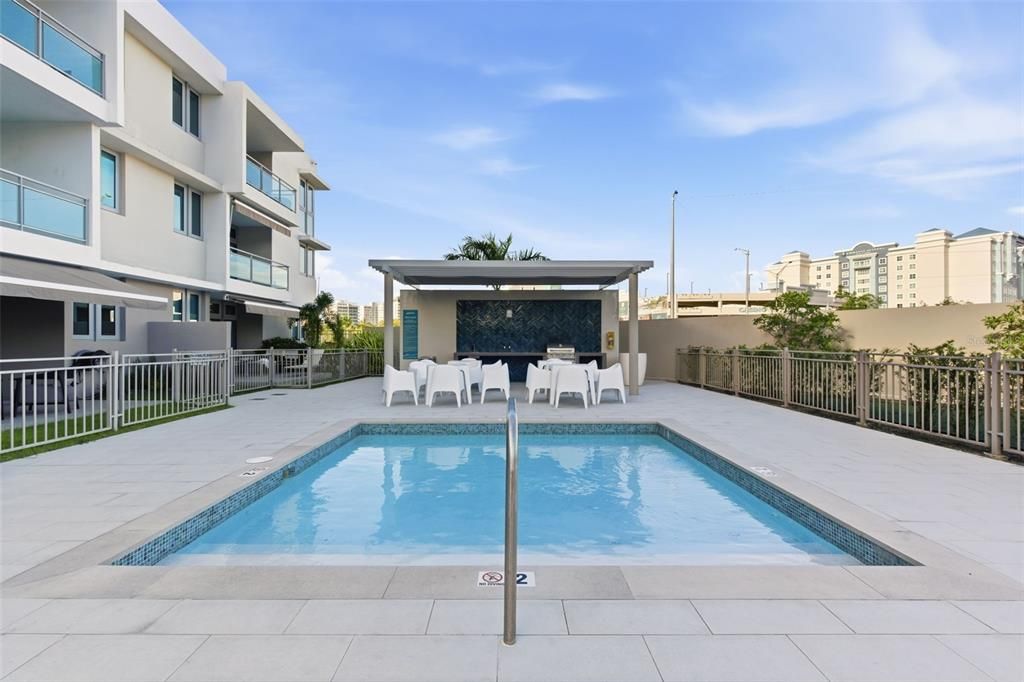 For Sale: $650,000 (3 beds, 2 baths, 1347 Square Feet)