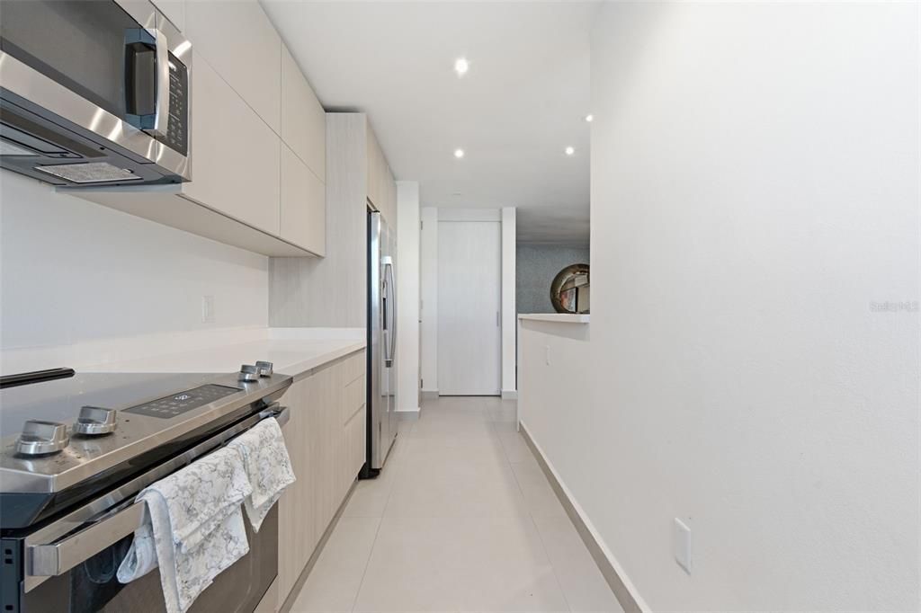 For Sale: $650,000 (3 beds, 2 baths, 1347 Square Feet)
