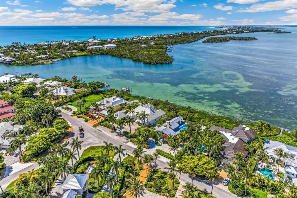 For Sale: $7,500,000 (5 beds, 6 baths, 4475 Square Feet)